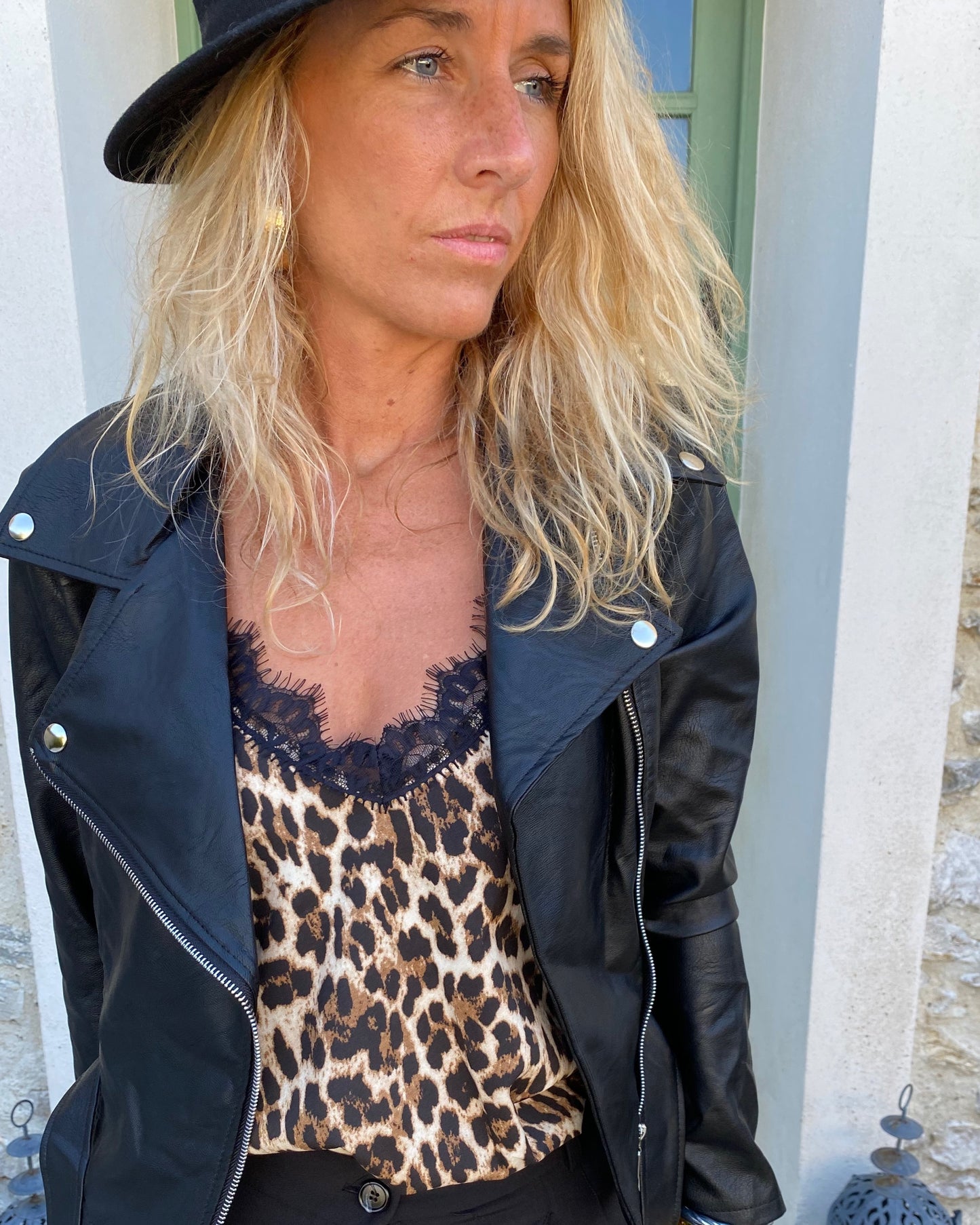 Perfecto  Black