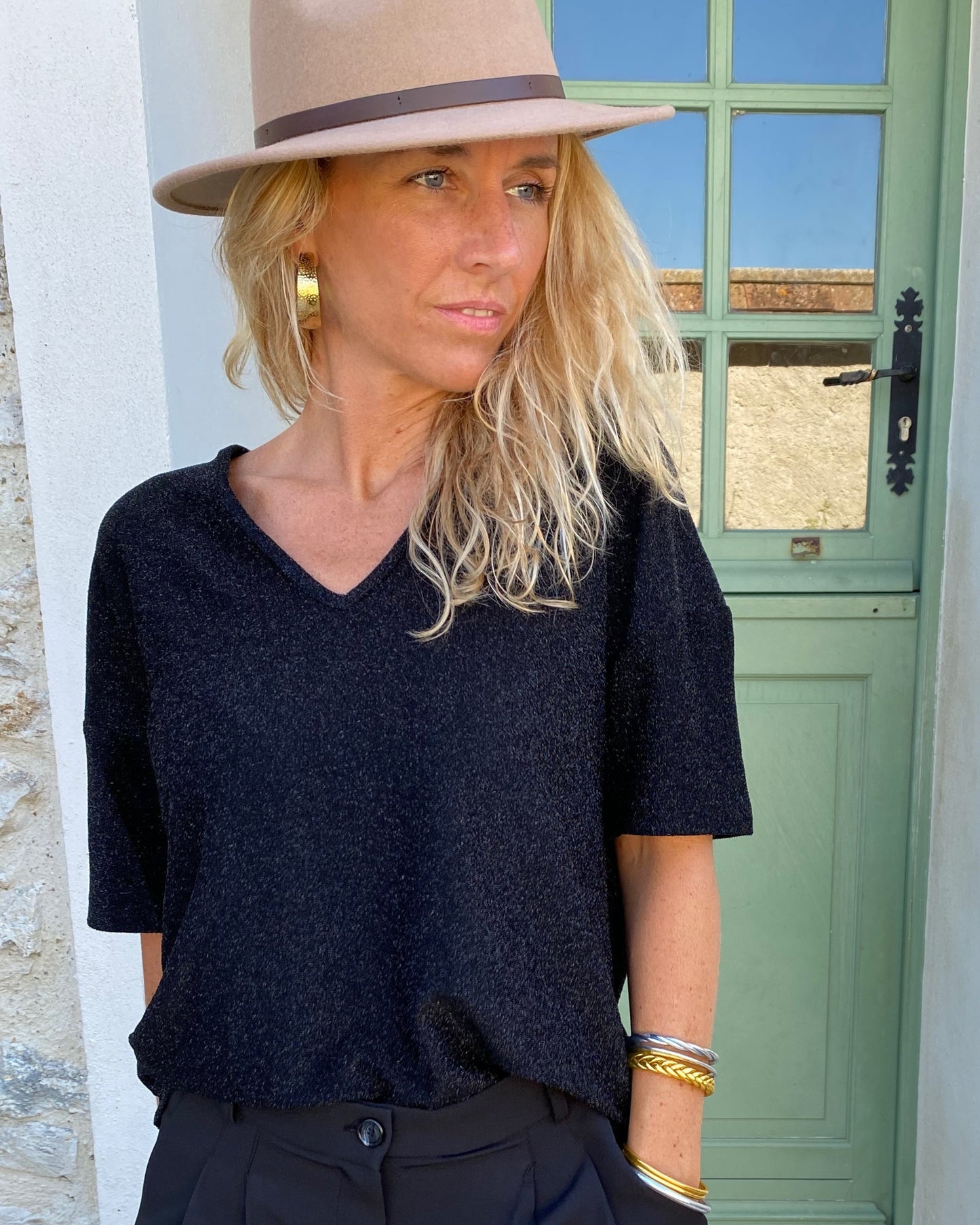 Top Black