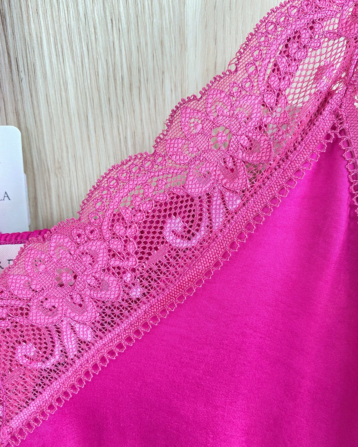 Top Fushia